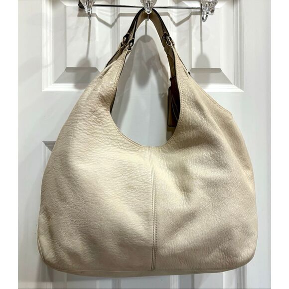 COACH - 🎉HP🎉 “Julia" Cream Pebbled Leather Hobo Ergo Bag - Retired - Picture 8 of 14